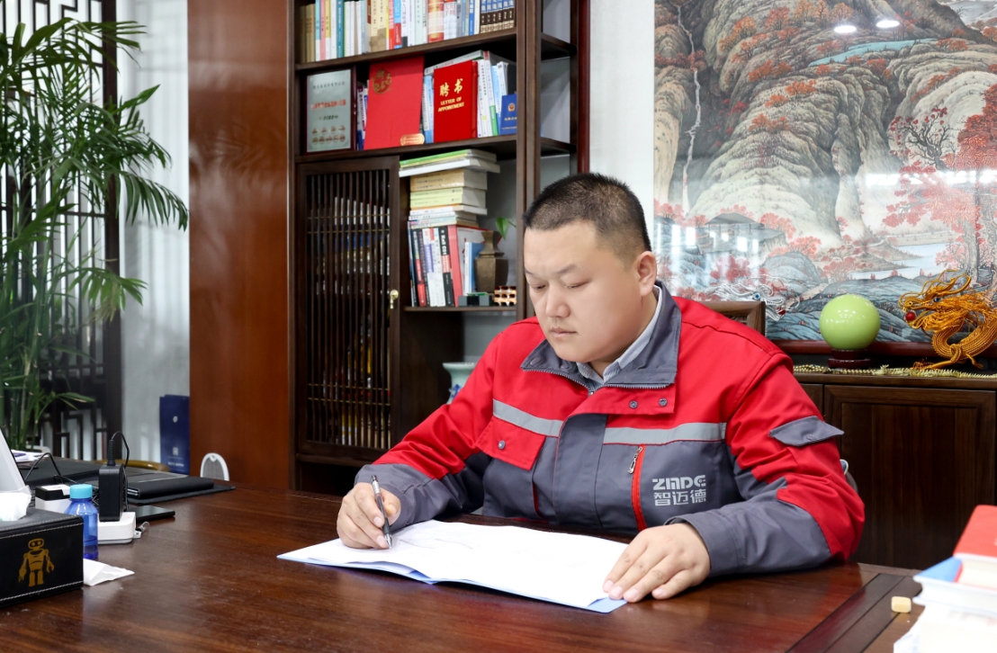 再获双誉！智迈德董事长张兆瑞荣获潍坊创新创业先进模范和装配式建筑产业委
